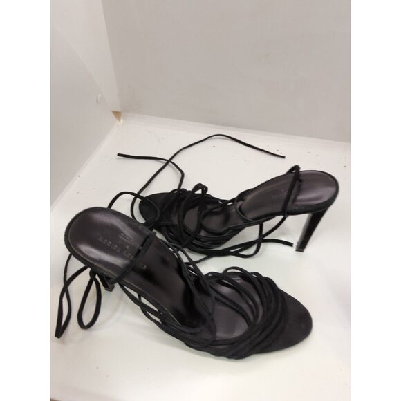 Chrissy Teigen X Revolve Women's Black Strappy Ankle Tie Around Sued Heel sz 6.5 - Picture 2 of 9